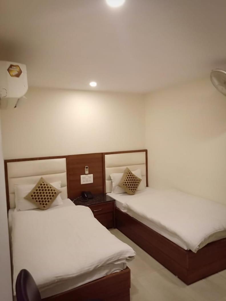 Hotel Avtar @New Delhi Railway Station Esterno foto