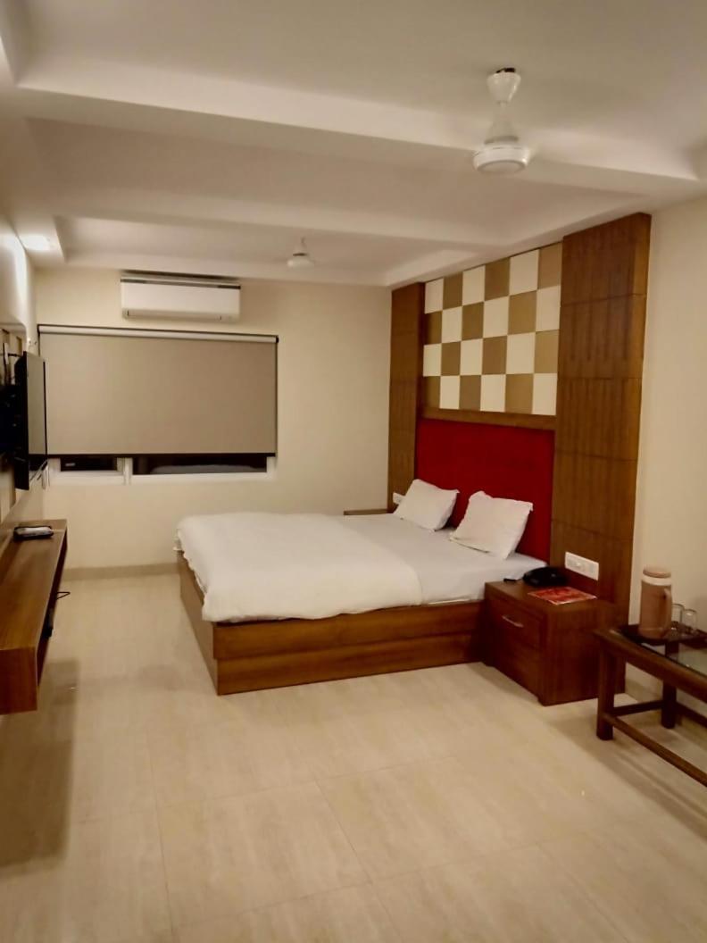 Hotel Avtar @New Delhi Railway Station Esterno foto